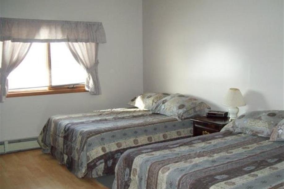 Midway Motel - Radisson