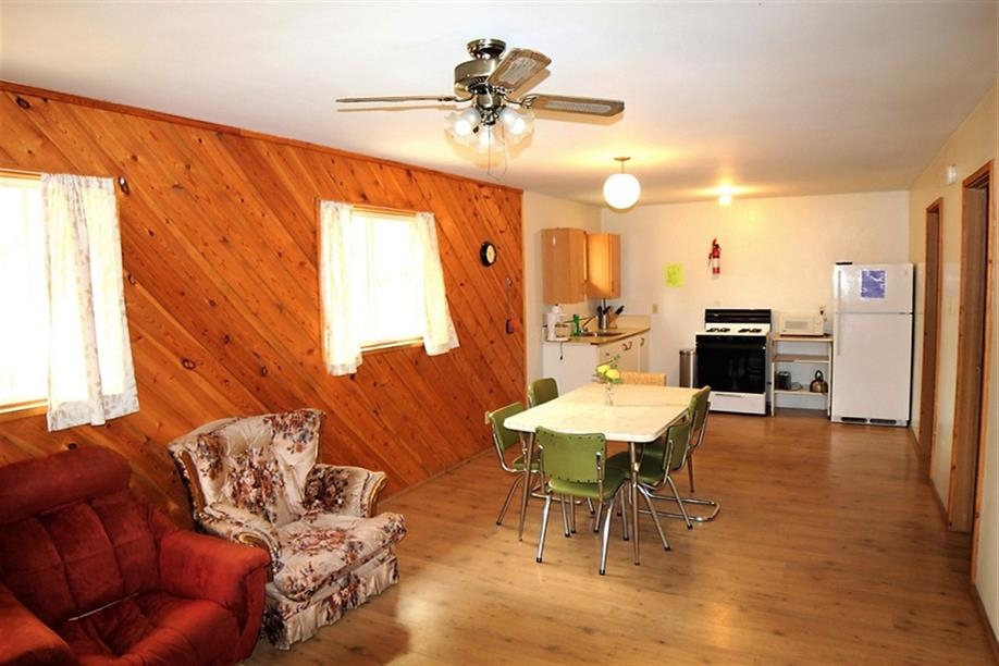 Northern Cross Resort Ltd - Interior of the Emma Cabin