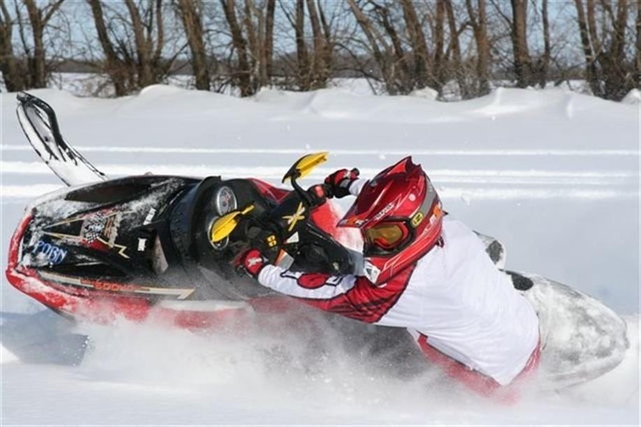 Northern Greens Resort - Snowmobiling