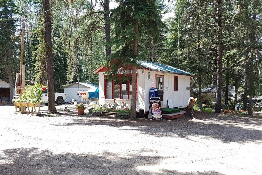 Pine Grove Resort - Resort Office