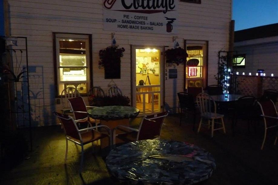 Paperclip Cottage Cafe