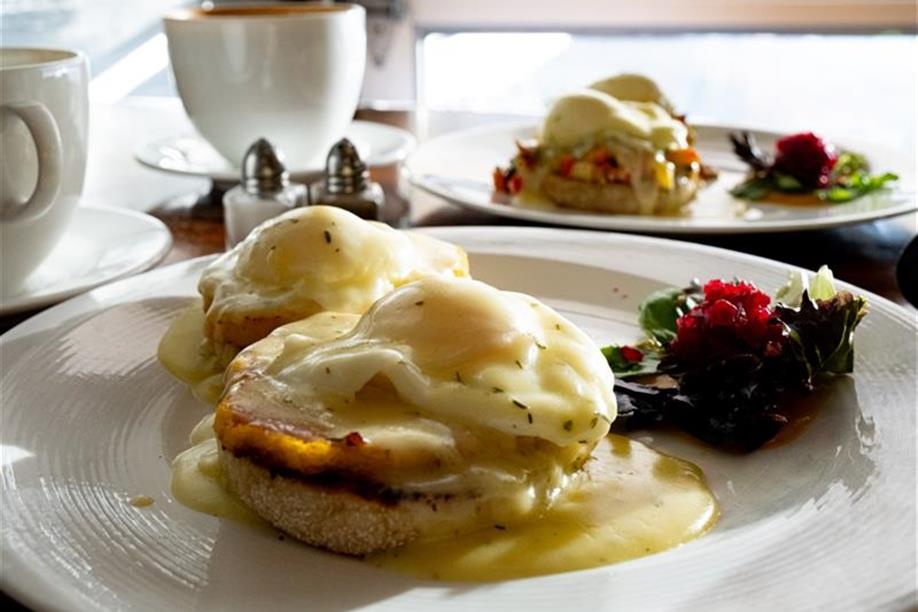 Flint Saloon and Poached Breakfast Bistro