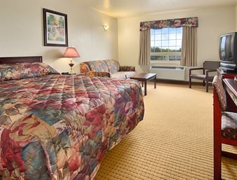 RAMADA - Standard Queen Bed Room