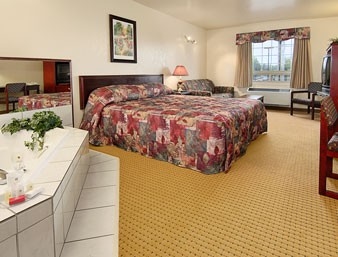 RAMADA - Jacuzzi Suite