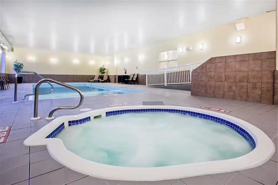 Ramada by Wyndham Prince Albert