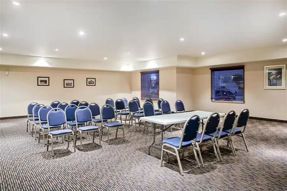 Ramada by Wyndham Prince Albert