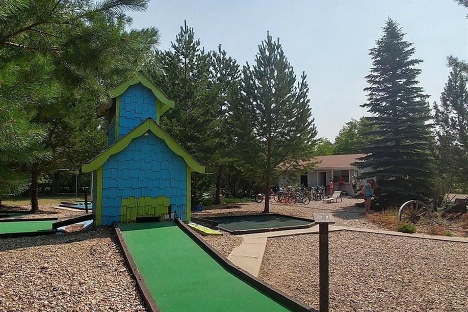 Rowan's Ravine Mini Golf Course
