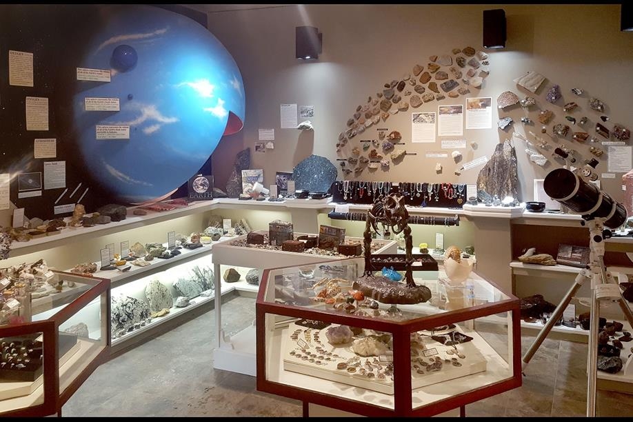 Sesula Mineral and Gem Museum and Rock Shop