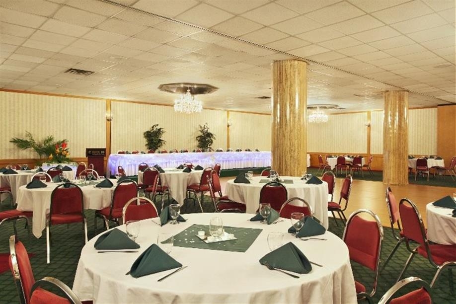 Tropical Inn Hotel and Conference Centre - Banquet Facilities
