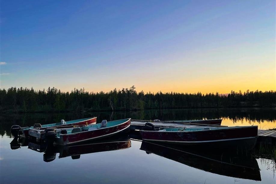 Ubiquity Lake Outfitters