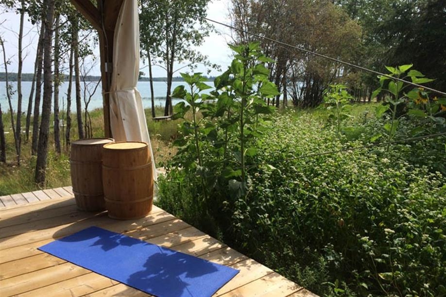 All Season Waters Edge Eco Lodge