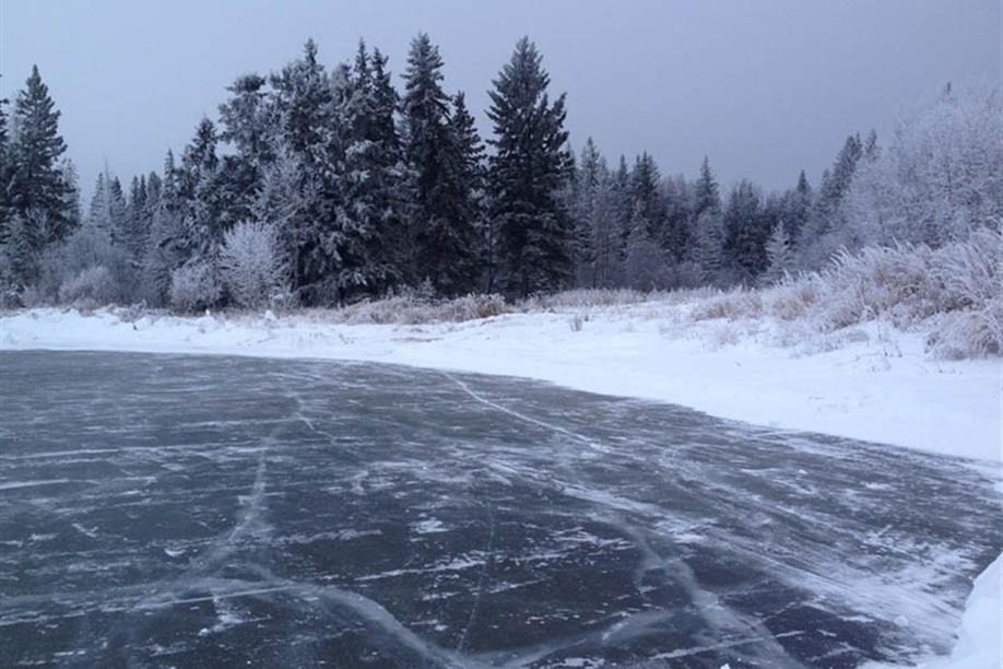 All Season Waters Edge Eco Lodge