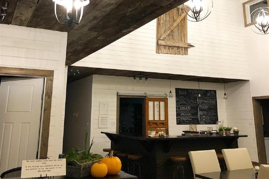 Waters Edge Eco Lodge