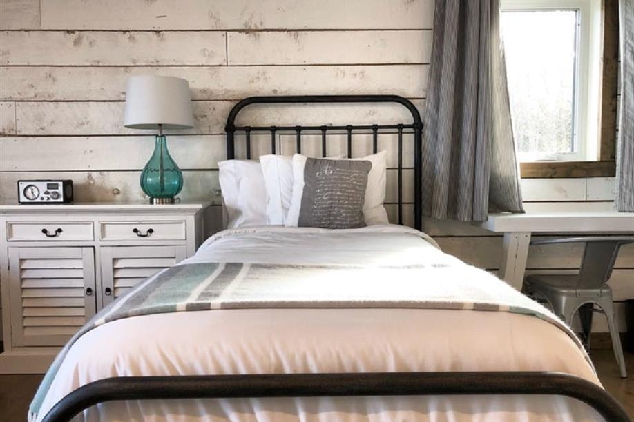 Waters Edge Eco Lodge