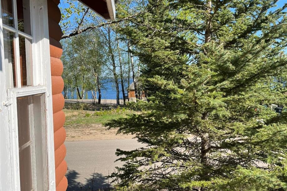 Armstrong Hillcrest Cabins and Motel