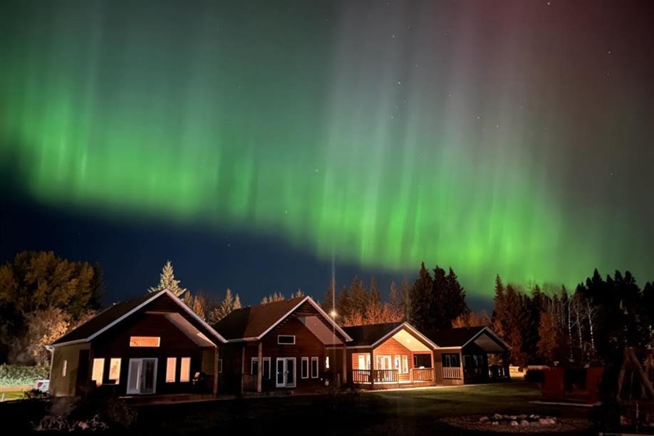 Aurora Skies Outfitting