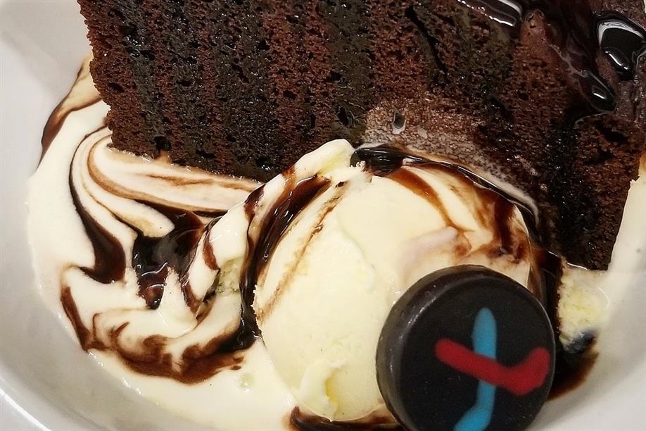 Bushwakker Brewpub - stout cake