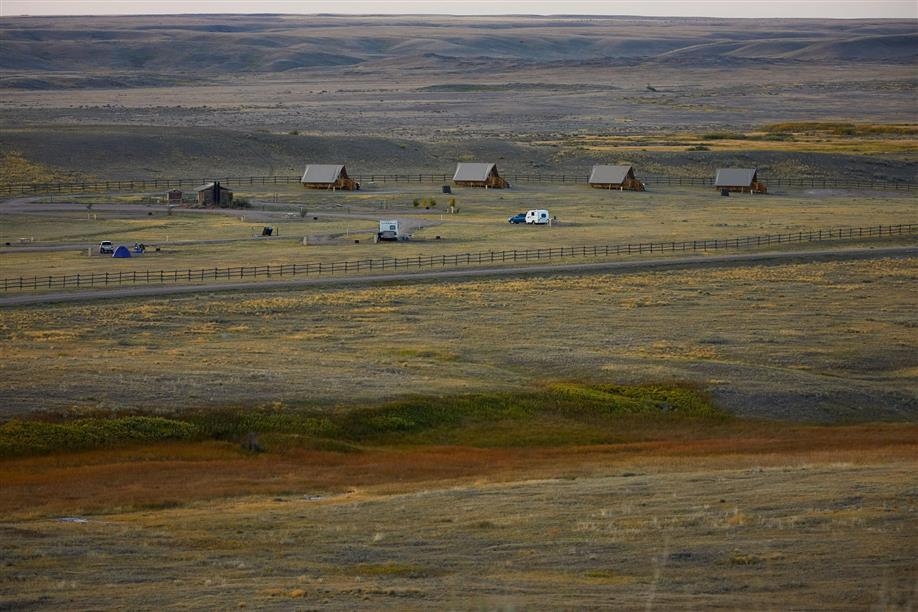 Frenchman Valley Campground - Grasslands National Park West Block; Photo: Tourism Saskatchewan/Kevin Hogarth Photography
