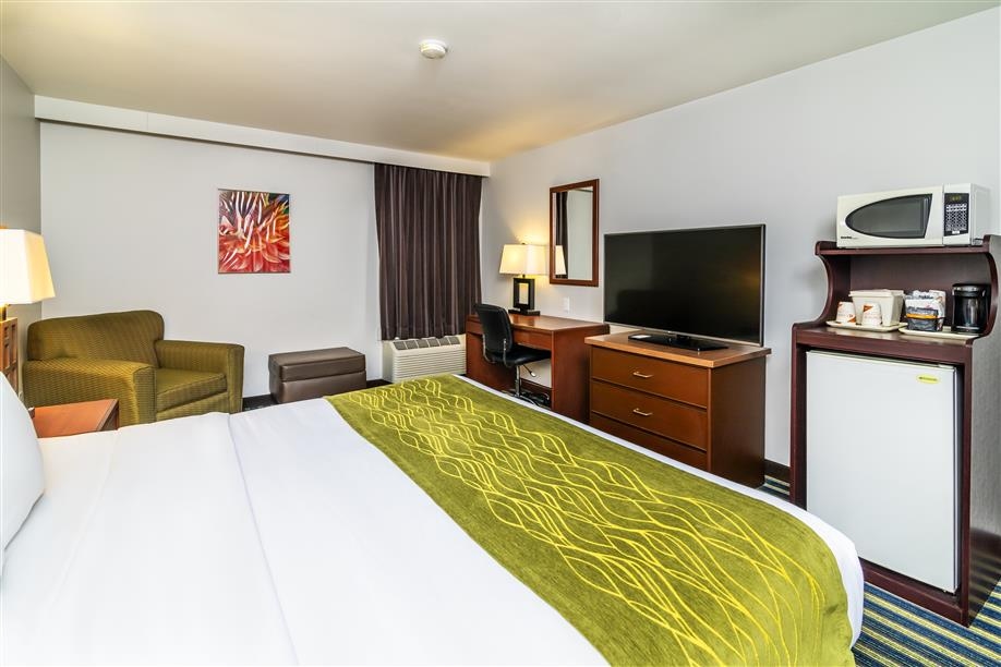 Comfort Inn & Suites Moose Jaw