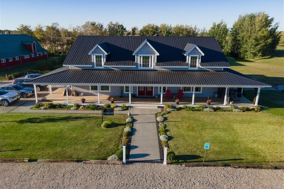 Mabel Hill Farm Kitchen & Marketplace