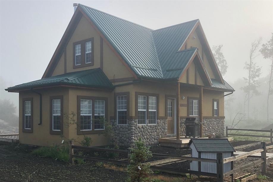 Firesong Resort - The Roost