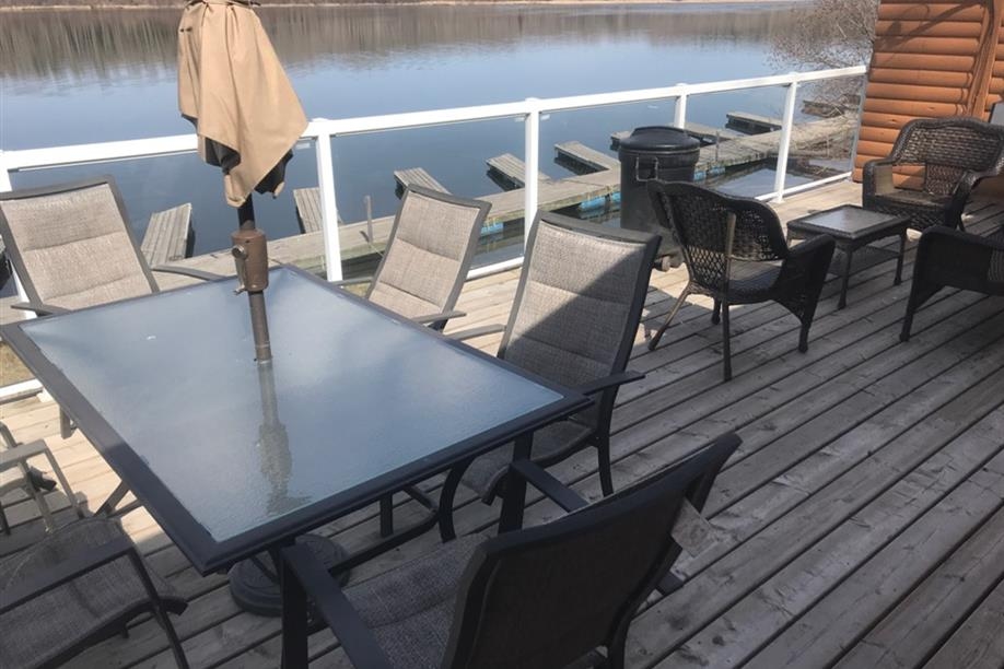 Twin Marine Outfitting