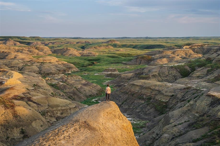 Valley of 1000 Devils Trail - Grasslands National Park East Block; Photo: Benjamin Hutton Photography