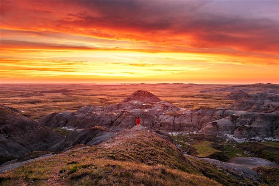 Valley of 1000 Devils Trail - Grasslands National Park East Block; Photo: Benjamin Hutton Photography