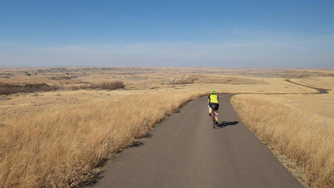 Badlands Parkway; Photo: Tourism Saskatchewan