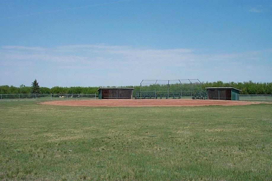 Wilkie Regional Park - Ball Diamond