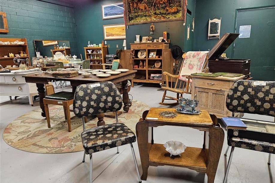 Rebellion Apparel, Antiques and Local Artisan Shop