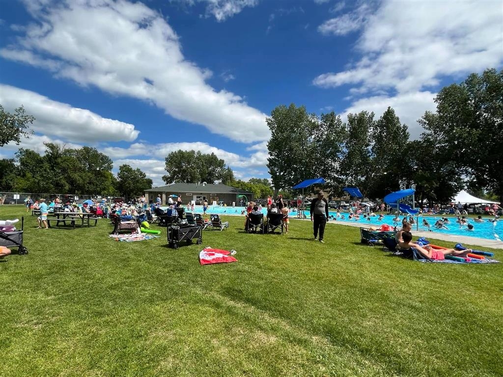 Sherwood Forest Golf and Country Club | Campground & Aquatic Centre