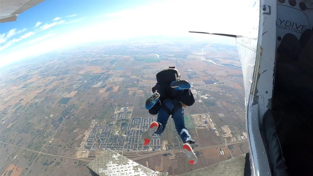 Skydive Saskatoon; Photo: Skydive Saskatoon