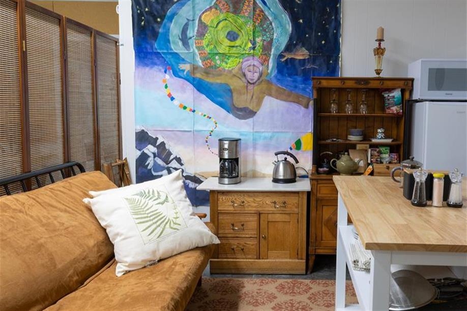 Sky Story Bed & Breakfast