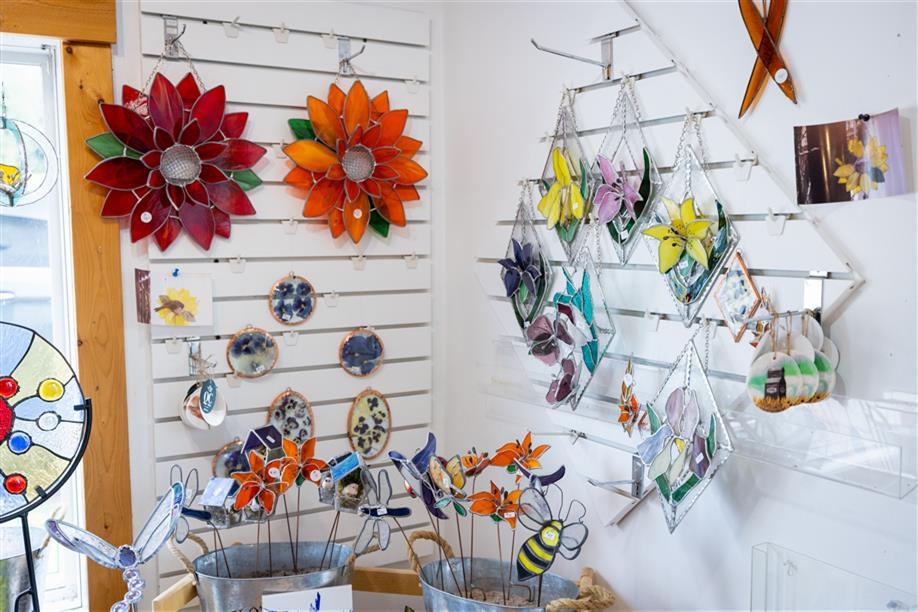 The Little Glass Hut