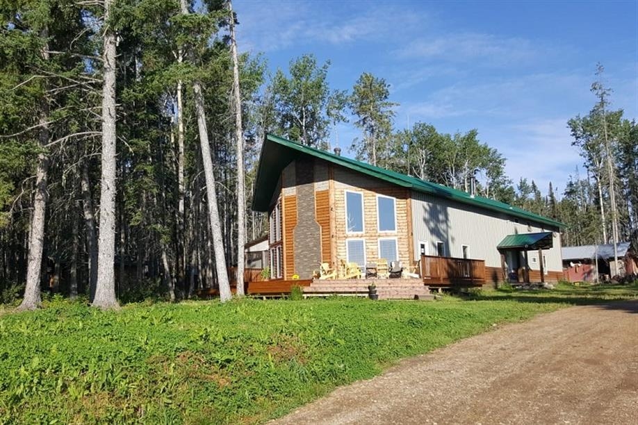 Tower Lodge Outfitting