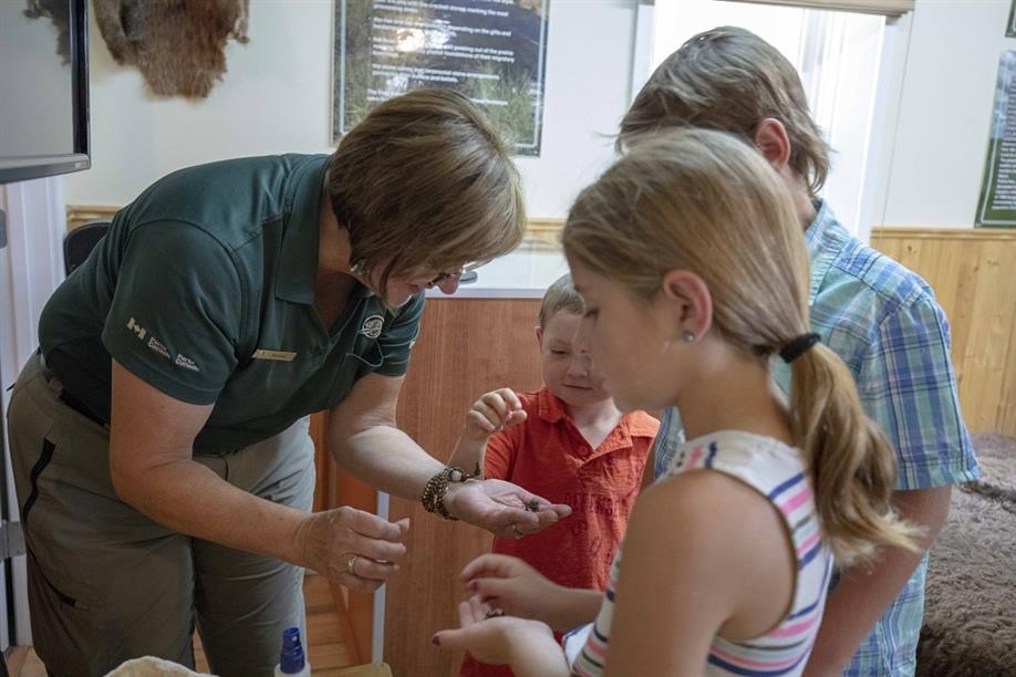 Grasslands National Park - Visitor Centre; Photo: Parks Canada