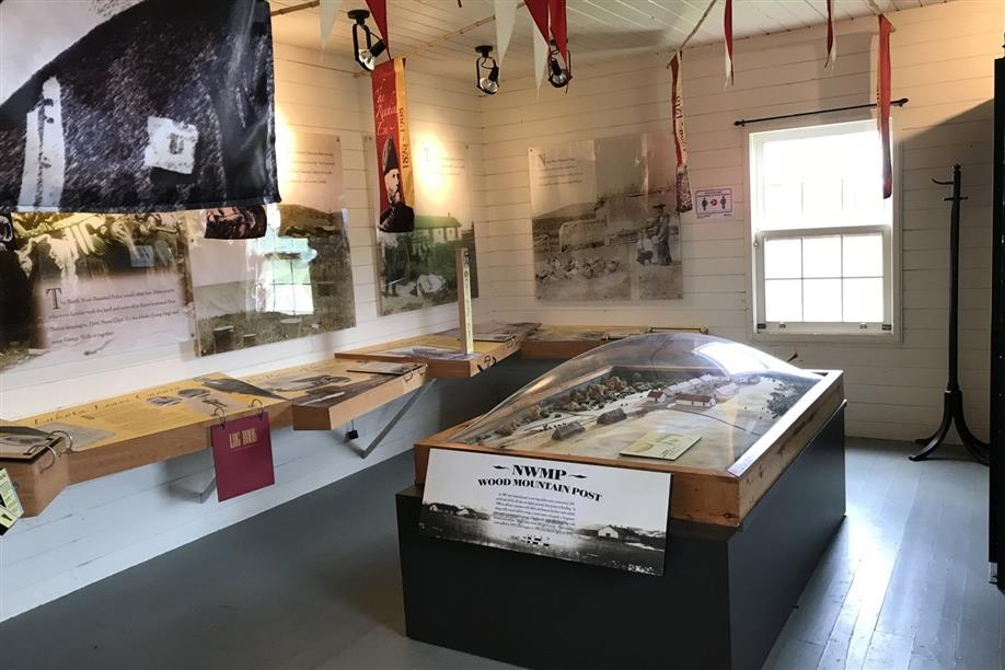 Wood Mountain Post Provincial Historic Park