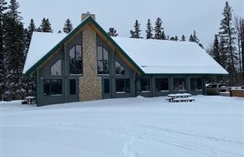 The Knotty Pine Bistro